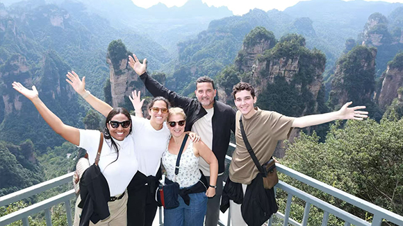 13-Day Iconic China Tour(Zhangjiajie and Chongqing)